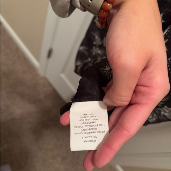 NWT Francesca’s Black and White Shooting Star Patterned Dress Size XS - Picture 3 of 13